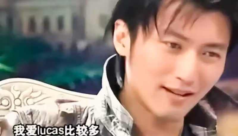 「真富婆」張柏芝:十輛豪車六輛送家人,謝賢意外暴露三胎生父?