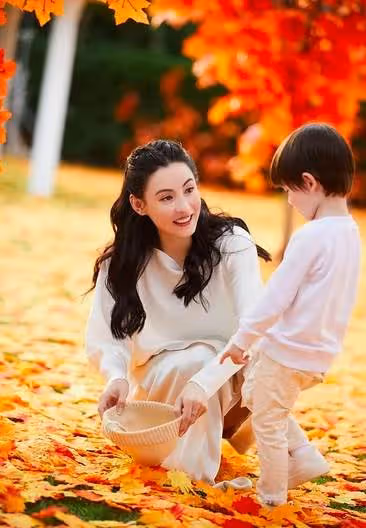 「真富婆」張柏芝:十輛豪車六輛送家人,謝賢意外暴露三胎生父?