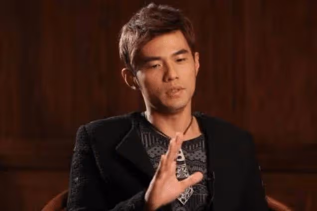 周杰倫現身活動,被問是否去過醫院探望林志穎,周杰倫的回答很實在