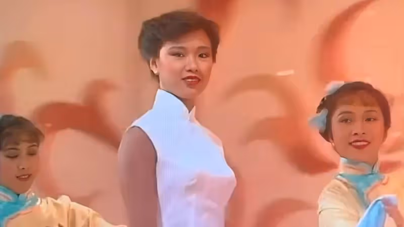 59歲港姐移民國外近況曝光！已轉行成「王牌地產經紀」，二婚嫁洋人老公生3娃太幸福