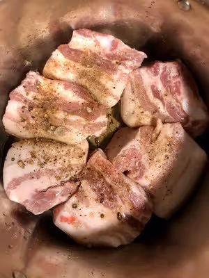 煙燻臘肉不【不驚動911的室內燻肉法】