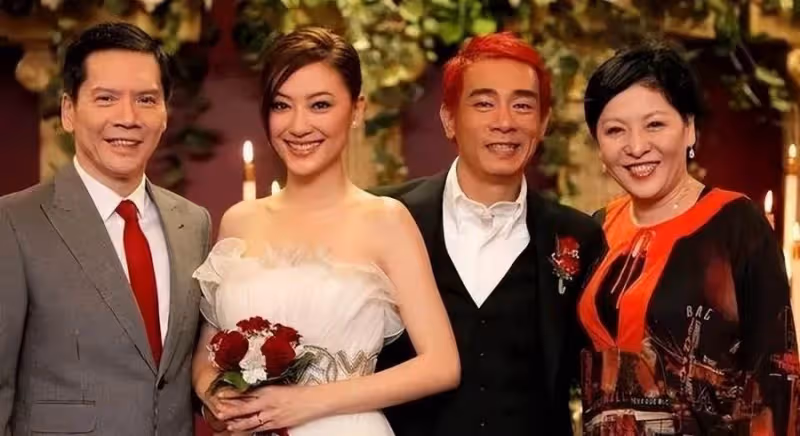 跪地為向佐穿鞋，剪頭髮要經婆婆同意，嫁入豪門的郭碧婷幸福嗎？