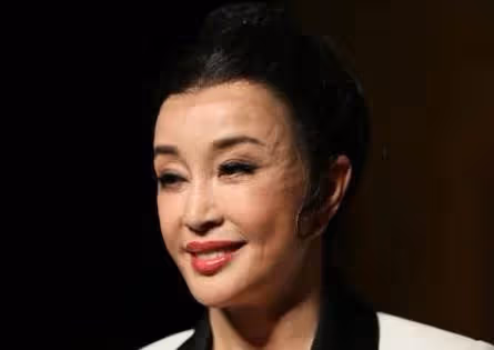 哪有什麼「不老女神」,離開百萬修圖師,這些女明星的臉全露餡了