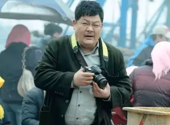 4位被誤以為是香港人的演員，「黃金配角」林雪曾是帥哥，「千面如來」劉洵最讓人意外