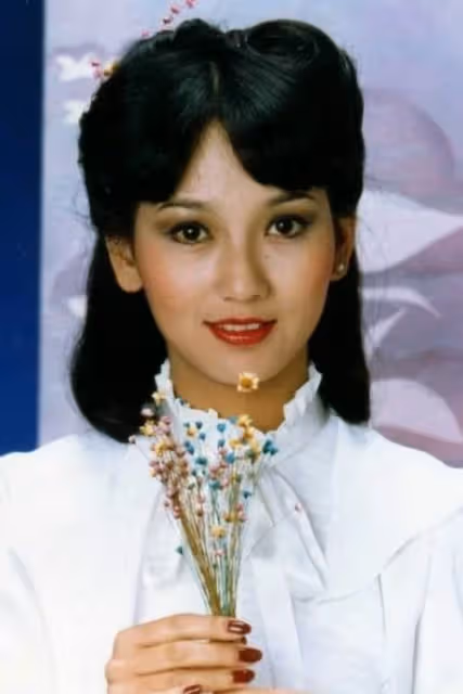 趙雅芝與黃漢偉失婚40年：她被譽為「不老女神」，他卻了無音訊：坎坷婚姻背後，終有對愛情的執著