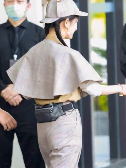 趙麗穎的腰,楊冪的臀,6位一線女星最自卑的地方,你發現了嗎?