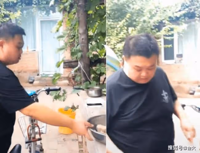 53歲于謙在農村做飯 用大鍋燉肉太接地氣