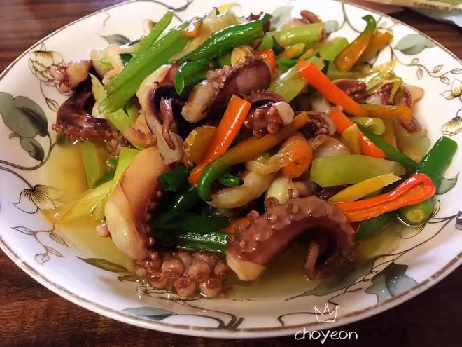 爆炒章魚足