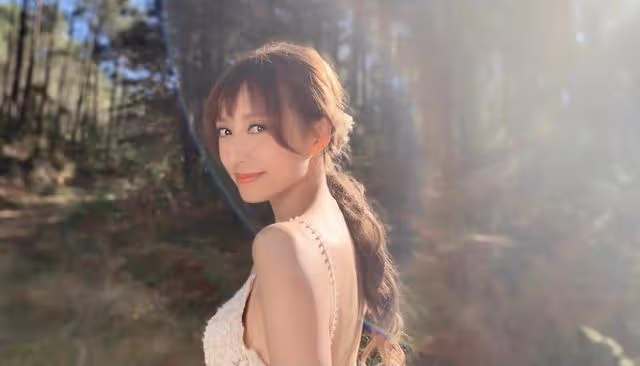 恭喜!TVB知名女星確診康復後正式復工,頂著35度高溫拍外景
