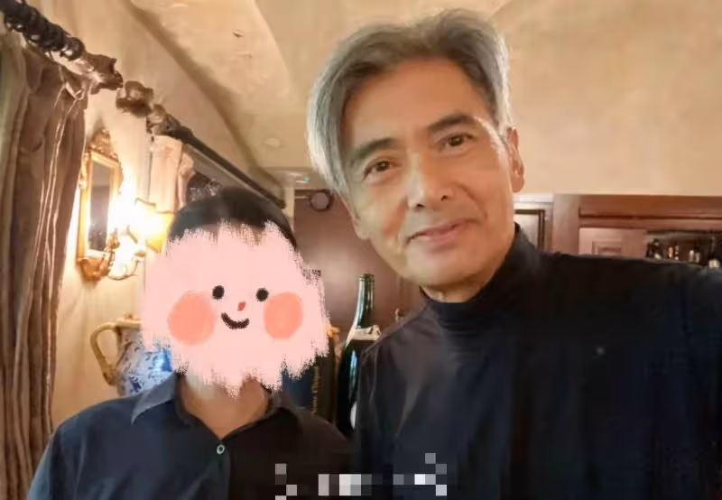 認不出!67歲周潤發現身「身形消瘦頭髮全白」 蘋果肌下垂「老了超多」模樣變化大