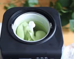 跟做有獎|最好吃的抹茶白巧冰淇淋