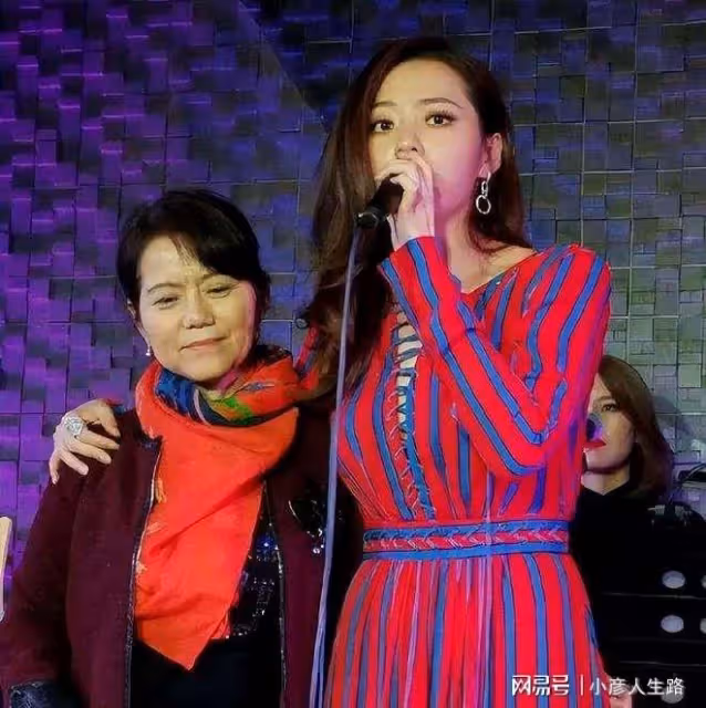 張靚穎:當年被前夫馮軻騙6億,離婚後越來越好