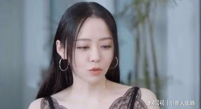張靚穎:當年被前夫馮軻騙6億,離婚後越來越好