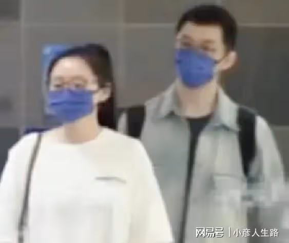 張靚穎:當年被前夫馮軻騙6億,離婚後越來越好