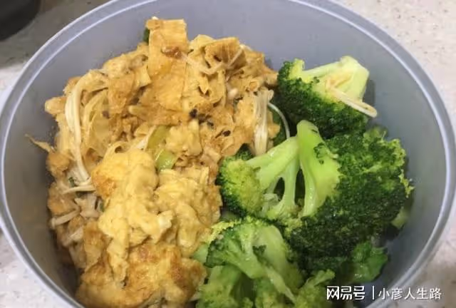 郭碧婷爸爸公開維護女婿,斥責營銷號「編故事」,被氣到想退網