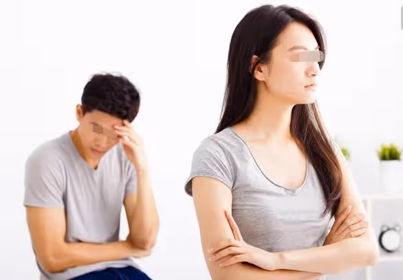 小叔子進監獄,婆婆沒錢保釋逼我賣房,老公說的話,我怒提離婚