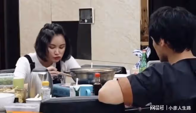 張歆藝稱上中學穿爸的勞保鞋，沒自己的牛仔褲，最大願望是買白鞋