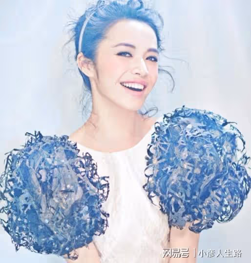 姚晨與凌瀟肅，10年「離婚大戰」，沒有一個是贏家