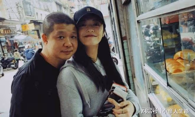 姚晨與凌瀟肅，10年「離婚大戰」，沒有一個是贏家
