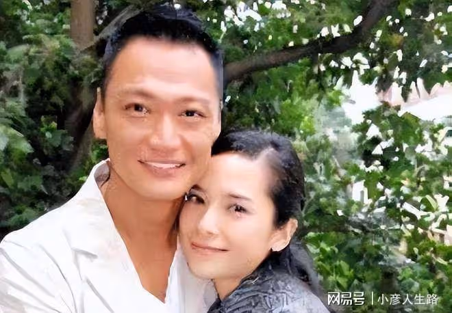 嫁給普通人的6位女星,個個幸福美滿,比嫁豪門更快樂