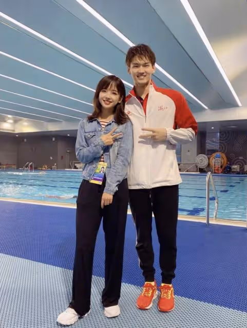 央視王冰冰疑被小三!運動員徐嘉余前任曬證據,聊天記錄真假難辨