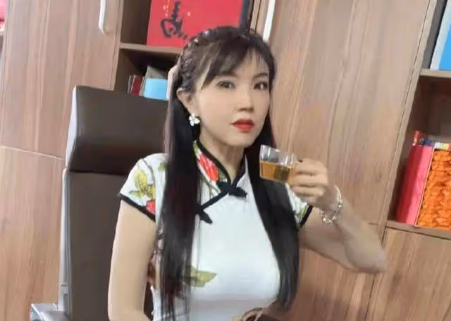 台灣女星曝深夜與男性已婚恩人訴苦,自省不應該,曾因身材遭禁播