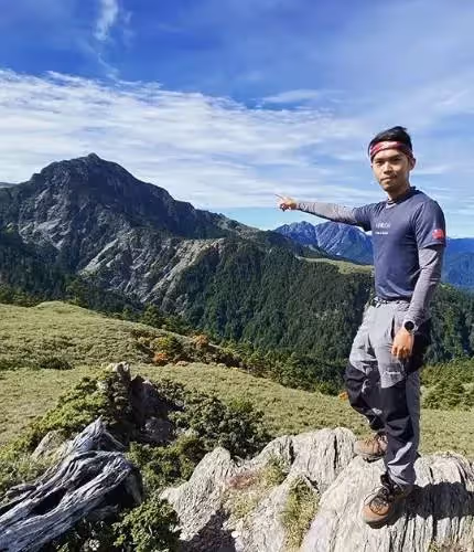 在國外讀完碩士!23歲青年「為病母棄200萬年薪」衝回台灣 返鄉種田領低薪「驚人成果曝光」網讚翻
