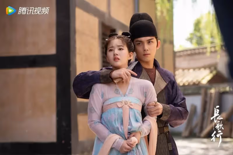 《長歌行》擦肩,《星漢燦爛》續緣,但吳磊趙露思還有更神秘關係
