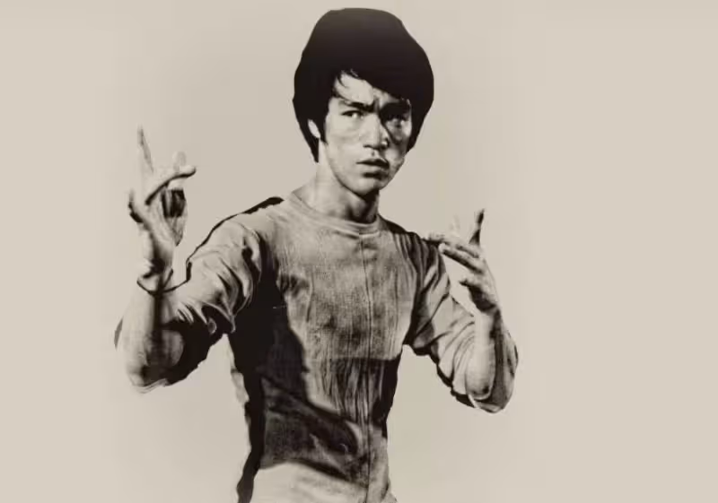 周星馳:曾經以為我是全世界第一高手,練習鐵砂掌,只練習右手