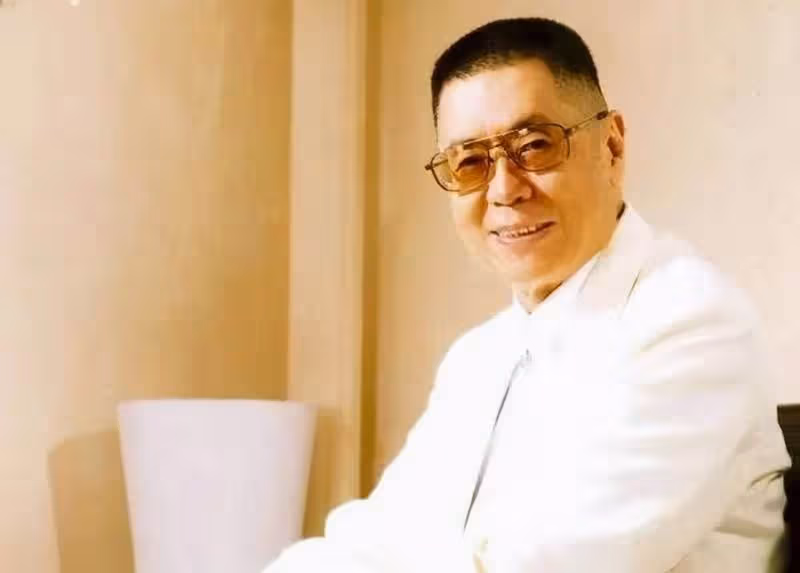 鋼琴家劉詩昆:78歲娶小37歲嬌妻,81歲再得一女,如今還想生兒子,全網羨慕:真是老當益壯