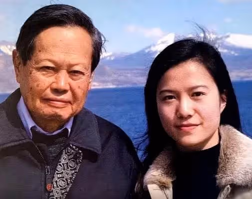 鋼琴家劉詩昆:78歲娶小37歲嬌妻,81歲再得一女,如今還想生兒子,全網羨慕:真是老當益壯