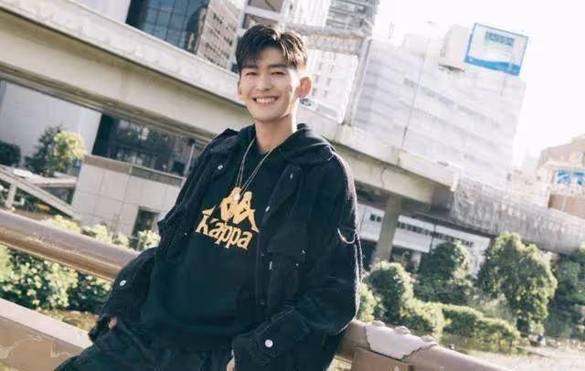 張翰參觀「自家豪宅」!看完忍不住拍照,滿眼讚嘆,坦言滿意!_節目_人家_親愛的