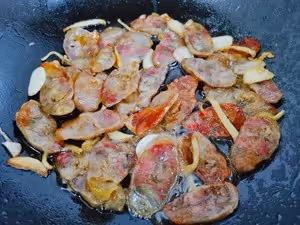 家常菜—四季豆炒臘腸