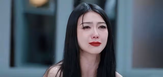 薛凱琪將衣服反穿引熱議!粉絲誤會其有意為之,真相揭開讓人心疼