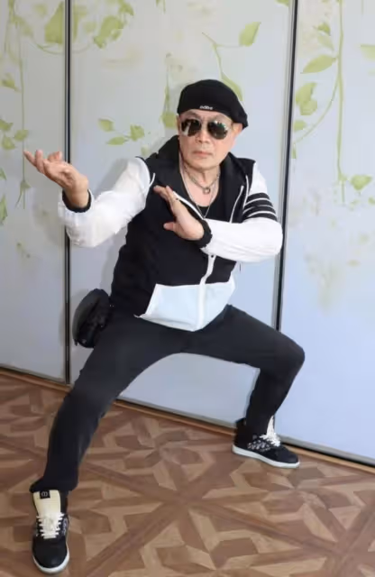 盡顯老態!59歲香港知名男星近況體型消瘦,曝患高血壓擔心有意外