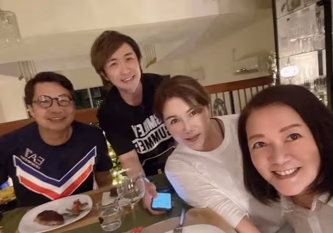 鄭子誠夫婦罕同框,演員妻子息影多年氣質依舊,曾演《鑑證實錄》