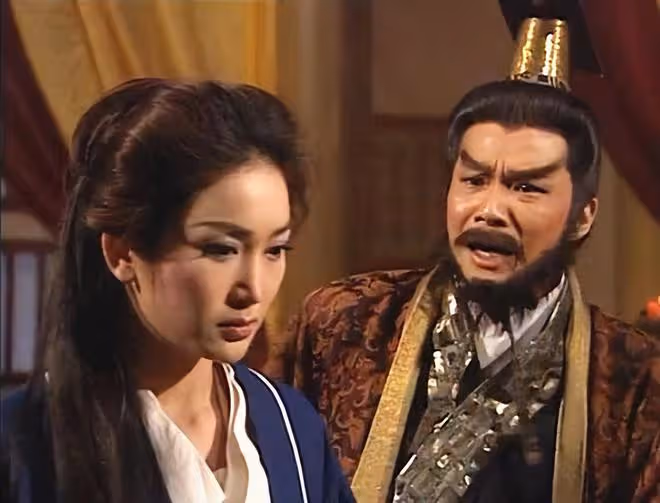 鄭子誠夫婦罕同框,演員妻子息影多年氣質依舊,曾演《鑑證實錄》