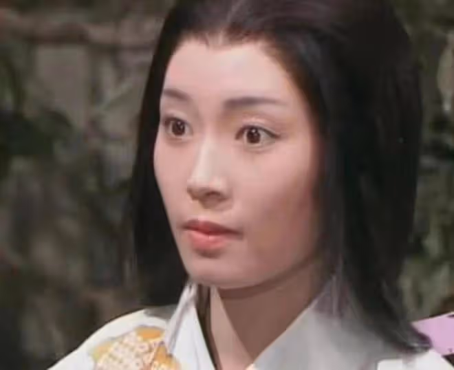 69歲日本女演員腸癌去世!生前欠債近千萬,曾與趙文卓蔣勤勤拍戲