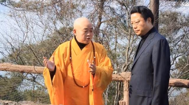 吳啊萍身份曝光，玄奘寺主持身份也曝出：985大學畢業，喜歡美容