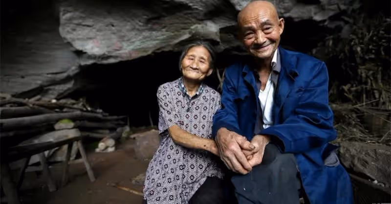 我相信，人是環環相扣的； 現在，你如何對待你的父母；以後，你的子女就如何待你