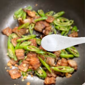超下飯的辣椒炒肉