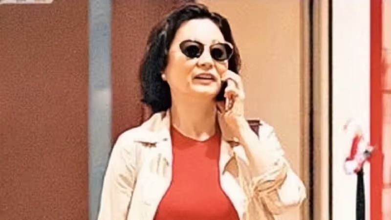 農村教師突然得知:親生妹妹竟是林青霞! 相認後拒絕900萬補償「一句話」讓人敬佩