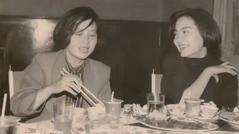 農村教師突然得知:親生妹妹竟是林青霞! 相認後拒絕900萬補償「一句話」讓人敬佩