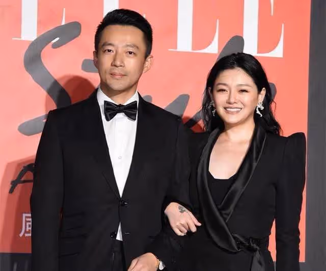 汪小菲「直播哭訴」想孩子!淚眼婆娑面容憔悴,自曝與「大S協商」很久未成功,就是不讓見