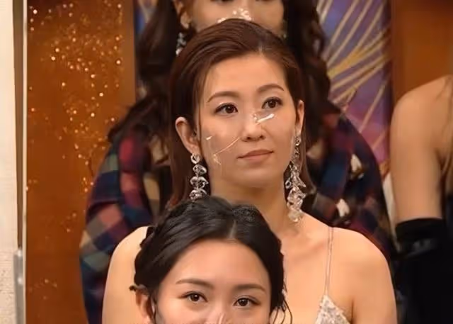 TVB知名女星再破離婚傳聞!收丈夫99朵玫瑰,夫妻倆聚少離多