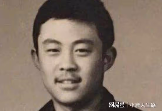 12年後再看侯勇,從百變戲骨到「老牛吃嫩草」,他到底經歷了啥?