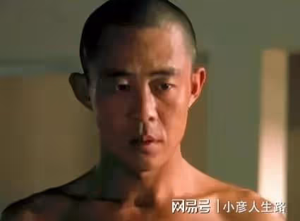 12年後再看侯勇,從百變戲骨到「老牛吃嫩草」,他到底經歷了啥?