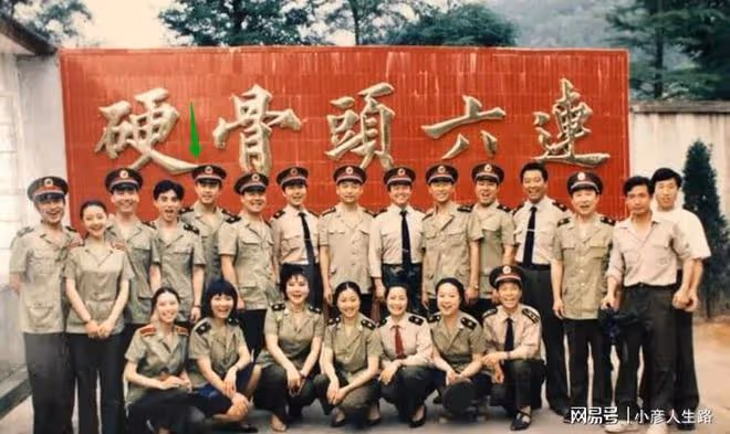 12年後再看侯勇,從百變戲骨到「老牛吃嫩草」,他到底經歷了啥?