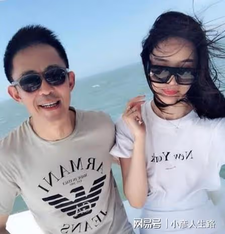 12年後再看侯勇，從百變戲骨到「老牛吃嫩草」，他到底經歷了啥？
