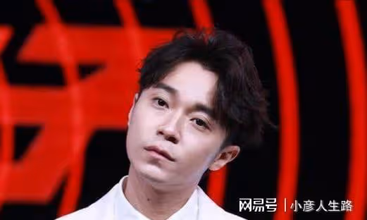 40歲吳青峰未婚未育，再憶起當年的張懸，或許就找到了誘因